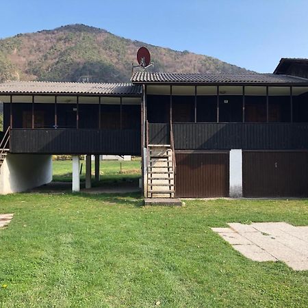 Bungalow Al Lago Val Maria-Pur Kültér fotó